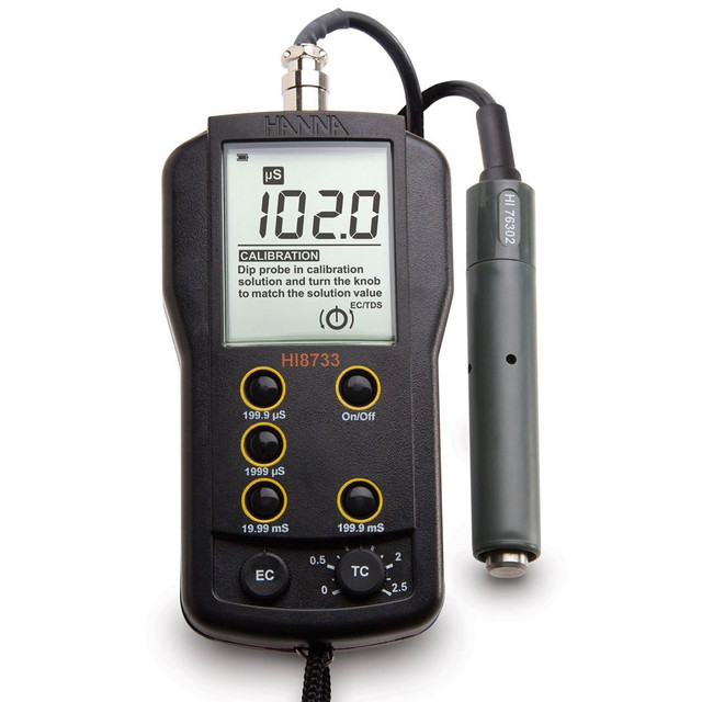 HI8733 Hanna HI8733 Multi-range EC Meter tampilan depan dengan probe